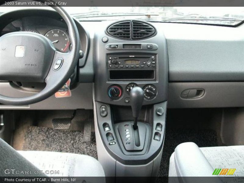 Dashboard of 2003 VUE V6