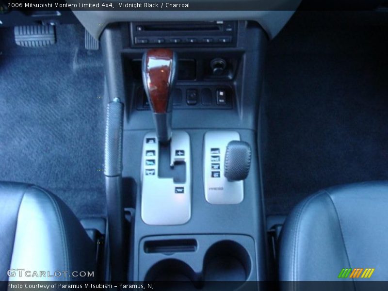 Midnight Black / Charcoal 2006 Mitsubishi Montero Limited 4x4
