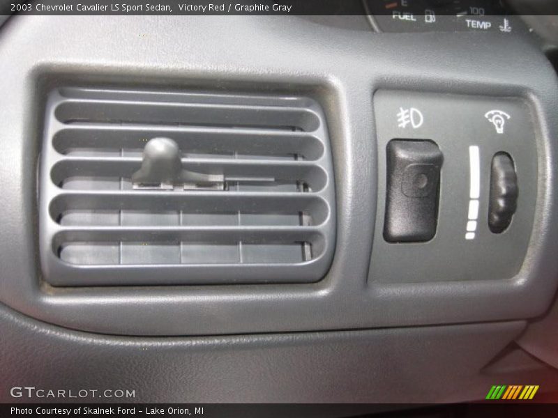 Victory Red / Graphite Gray 2003 Chevrolet Cavalier LS Sport Sedan