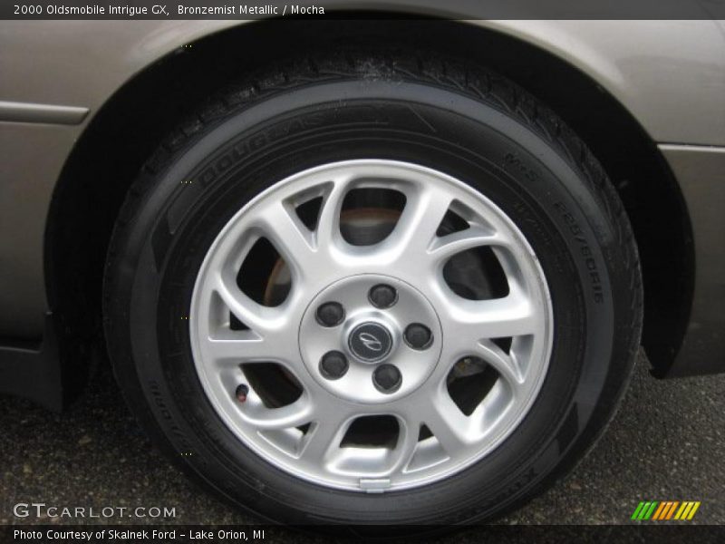  2000 Intrigue GX Wheel