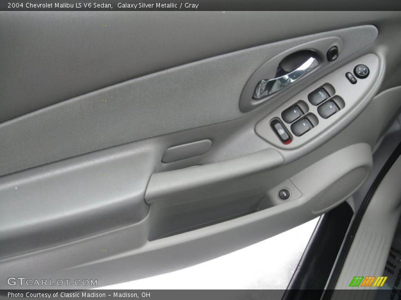 Galaxy Silver Metallic / Gray 2004 Chevrolet Malibu LS V6 Sedan