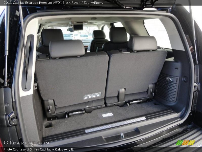  2011 Escalade Premium AWD Trunk