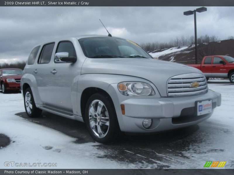 Silver Ice Metallic / Gray 2009 Chevrolet HHR LT