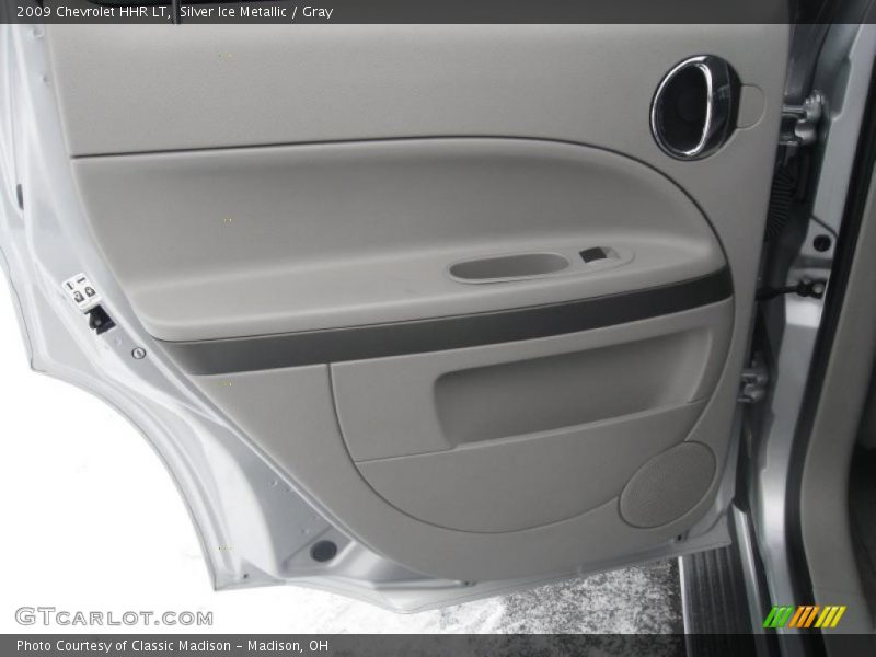 Silver Ice Metallic / Gray 2009 Chevrolet HHR LT
