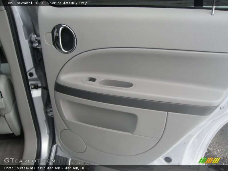 Silver Ice Metallic / Gray 2009 Chevrolet HHR LT