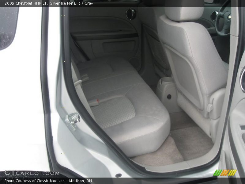 Silver Ice Metallic / Gray 2009 Chevrolet HHR LT