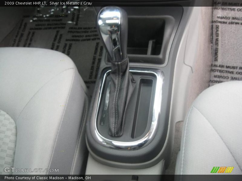 Silver Ice Metallic / Gray 2009 Chevrolet HHR LT