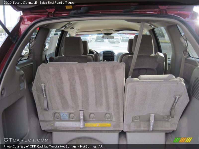 Salsa Red Pearl / Taupe 2010 Toyota Sienna LE