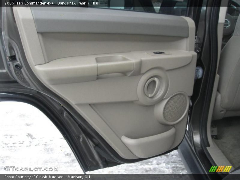 Dark Khaki Pearl / Khaki 2006 Jeep Commander 4x4