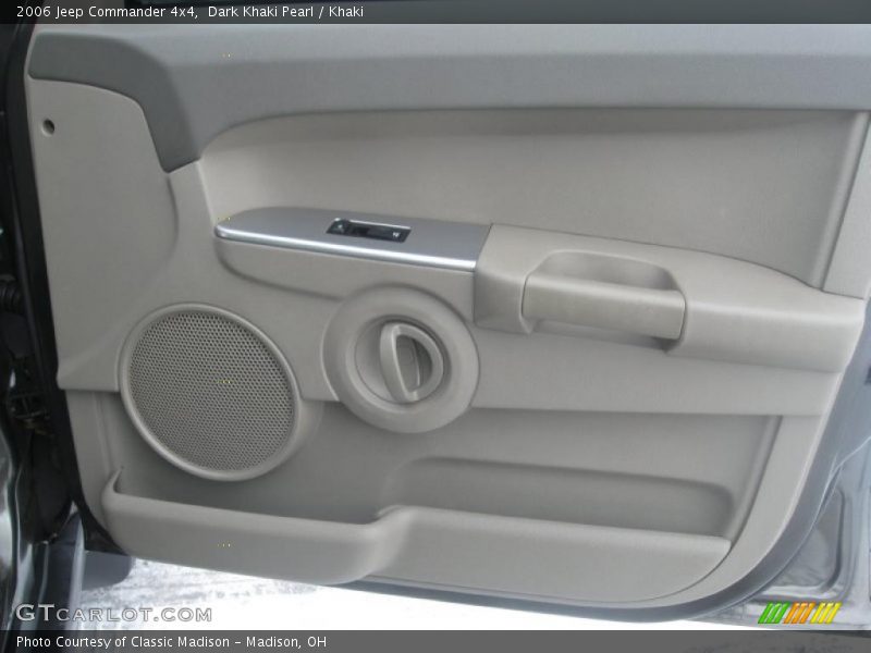 Dark Khaki Pearl / Khaki 2006 Jeep Commander 4x4