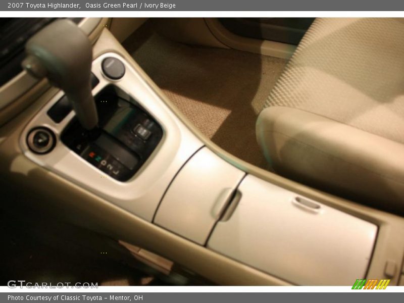 Oasis Green Pearl / Ivory Beige 2007 Toyota Highlander