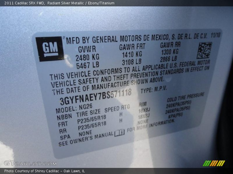 Radiant Silver Metallic / Ebony/Titanium 2011 Cadillac SRX FWD