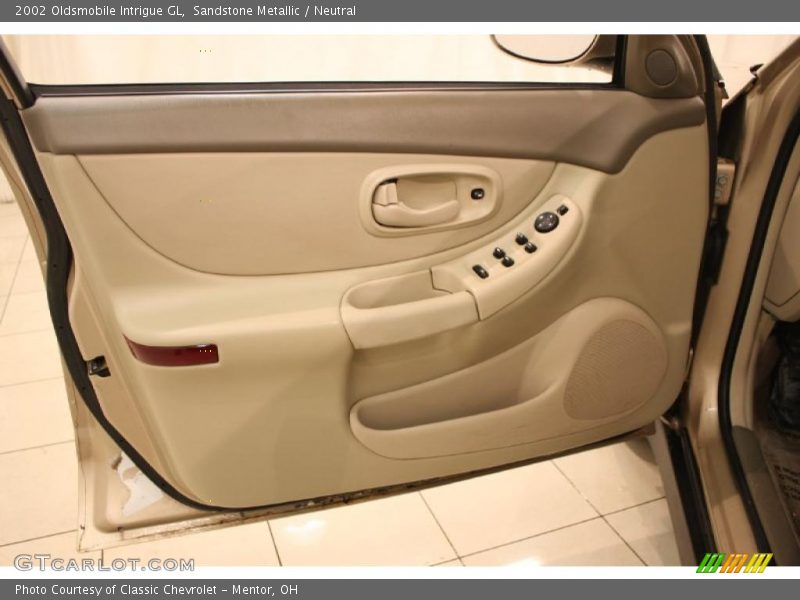 Sandstone Metallic / Neutral 2002 Oldsmobile Intrigue GL
