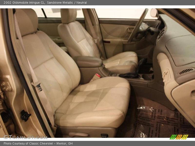 Sandstone Metallic / Neutral 2002 Oldsmobile Intrigue GL