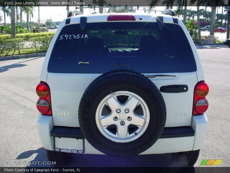 Stone White / Taupe 2002 Jeep Liberty Limited