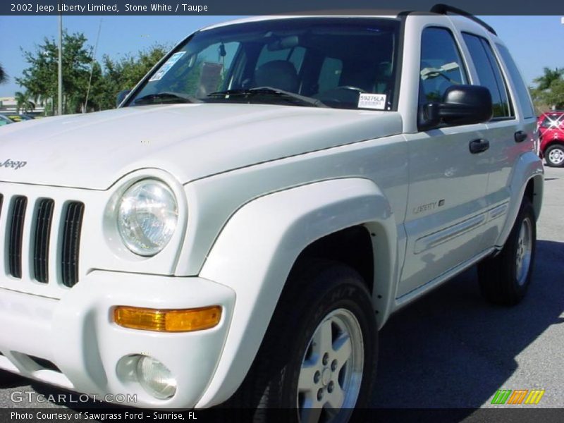 Stone White / Taupe 2002 Jeep Liberty Limited