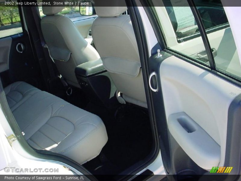 Stone White / Taupe 2002 Jeep Liberty Limited