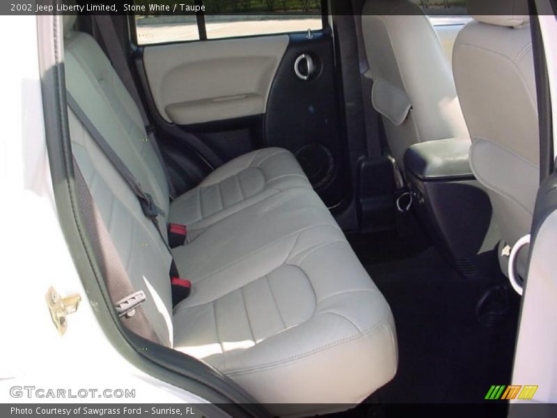 Stone White / Taupe 2002 Jeep Liberty Limited