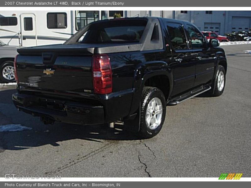 Black / Light Titanium/Ebony 2007 Chevrolet Avalanche LT 4WD