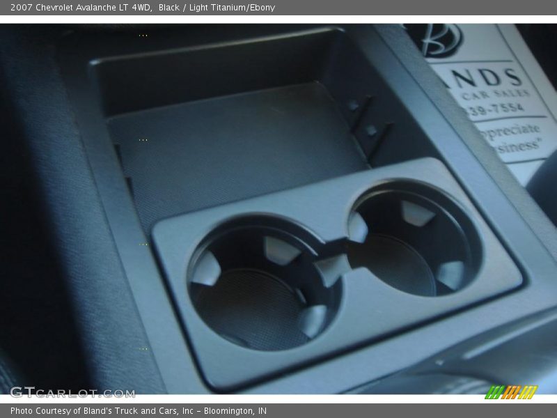Black / Light Titanium/Ebony 2007 Chevrolet Avalanche LT 4WD