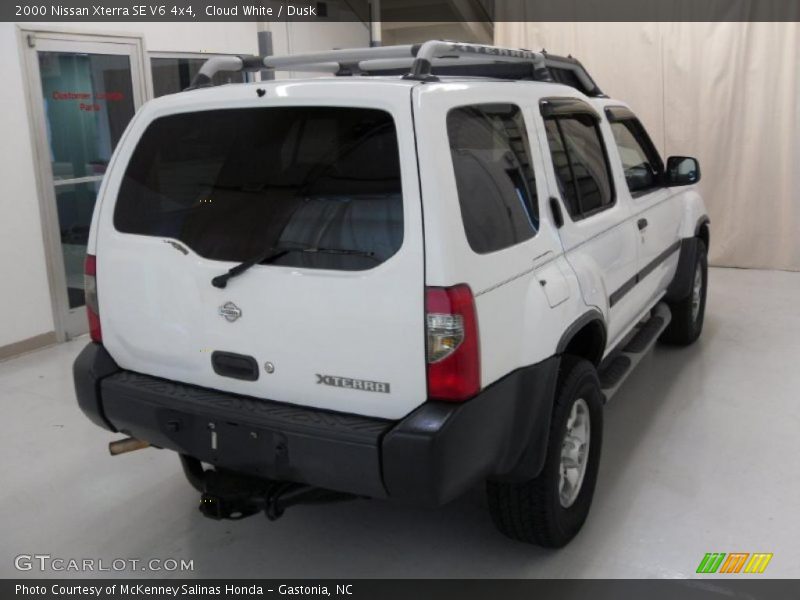 Cloud White / Dusk 2000 Nissan Xterra SE V6 4x4