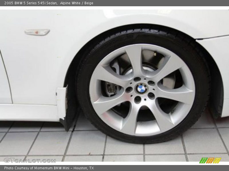 Alpine White / Beige 2005 BMW 5 Series 545i Sedan