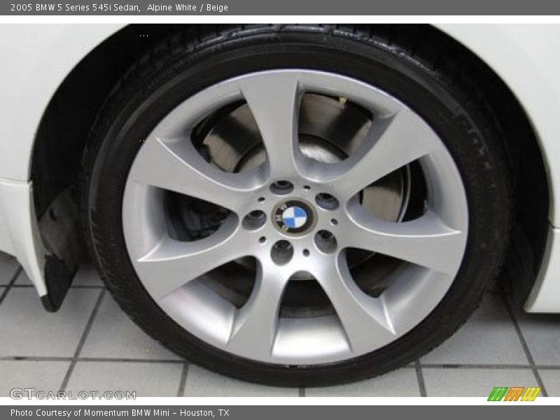 Alpine White / Beige 2005 BMW 5 Series 545i Sedan