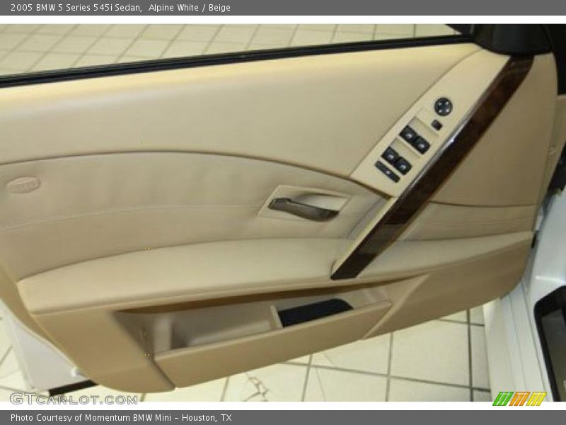 Alpine White / Beige 2005 BMW 5 Series 545i Sedan