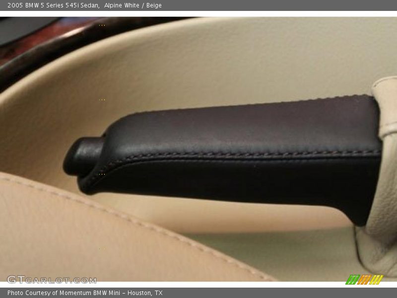 Alpine White / Beige 2005 BMW 5 Series 545i Sedan