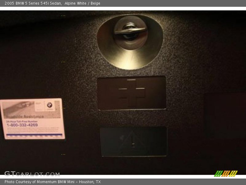 Alpine White / Beige 2005 BMW 5 Series 545i Sedan