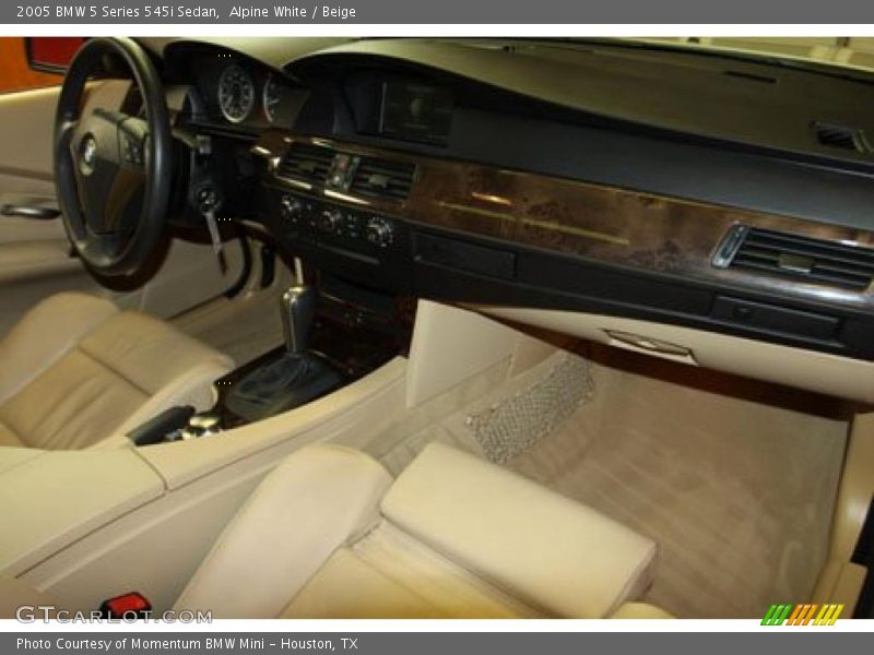 Alpine White / Beige 2005 BMW 5 Series 545i Sedan
