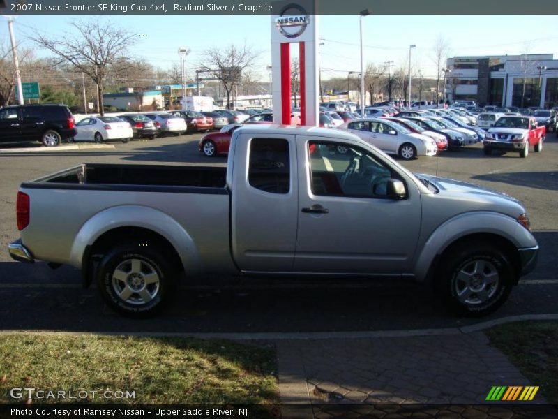 Radiant Silver / Graphite 2007 Nissan Frontier SE King Cab 4x4