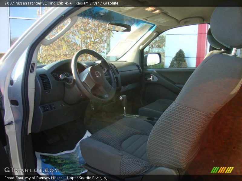 Radiant Silver / Graphite 2007 Nissan Frontier SE King Cab 4x4