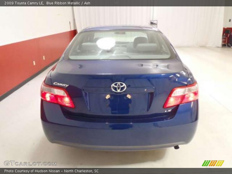 Blue Ribbon Metallic / Ash 2009 Toyota Camry LE
