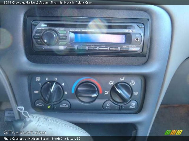 Silvermist Metallic / Light Gray 1998 Chevrolet Malibu LS Sedan