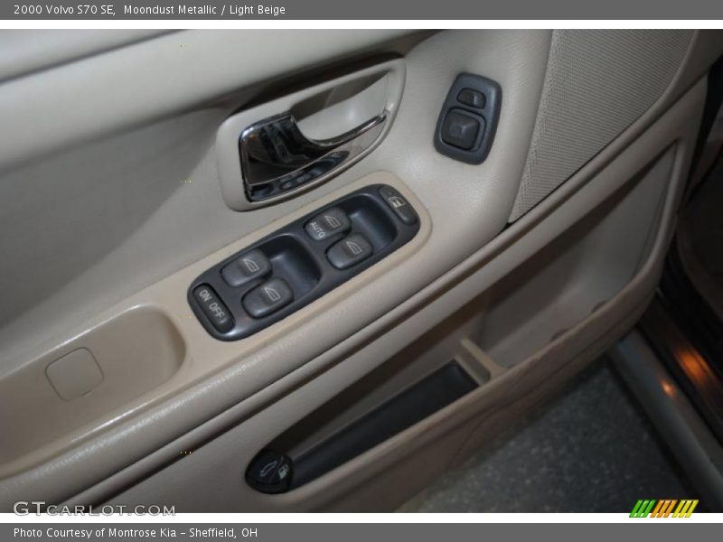 Moondust Metallic / Light Beige 2000 Volvo S70 SE