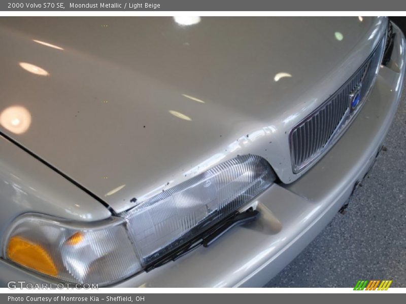 Moondust Metallic / Light Beige 2000 Volvo S70 SE