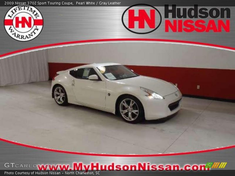 Pearl White / Gray Leather 2009 Nissan 370Z Sport Touring Coupe