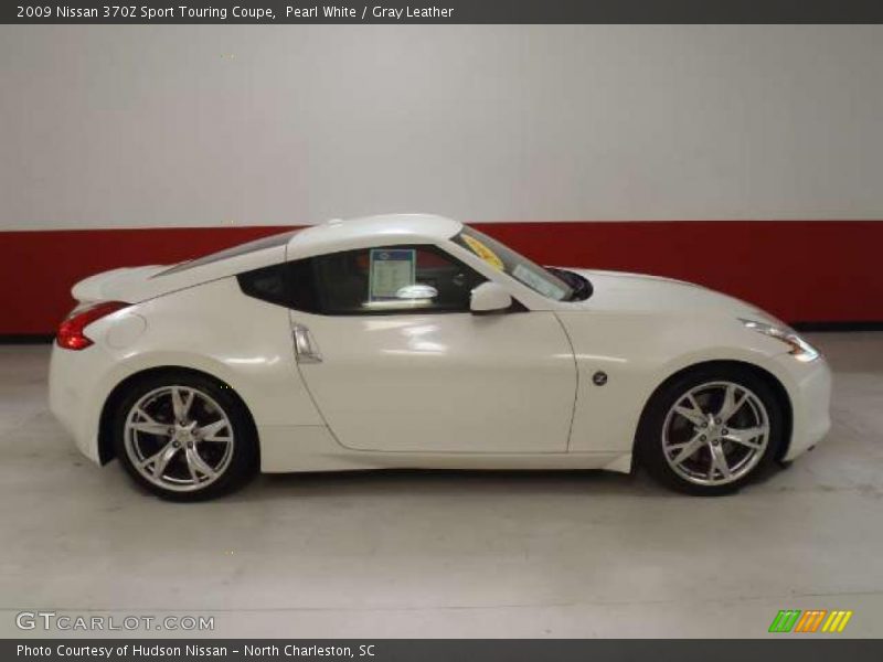  2009 370Z Sport Touring Coupe Pearl White