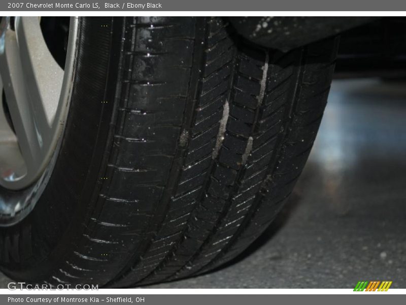 Black / Ebony Black 2007 Chevrolet Monte Carlo LS
