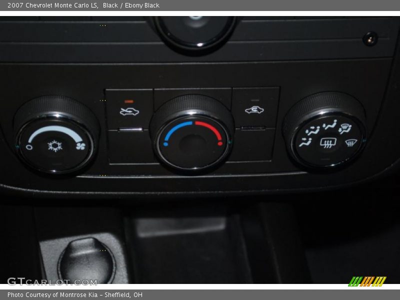 Black / Ebony Black 2007 Chevrolet Monte Carlo LS