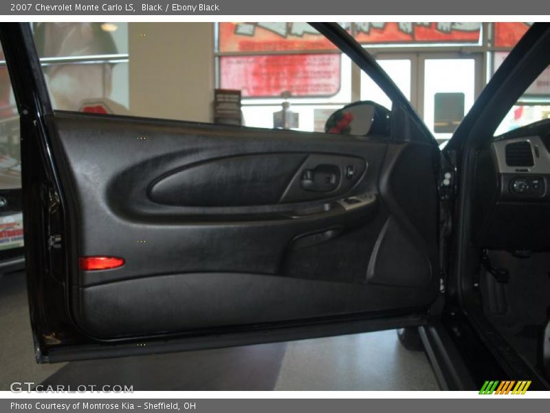 Black / Ebony Black 2007 Chevrolet Monte Carlo LS