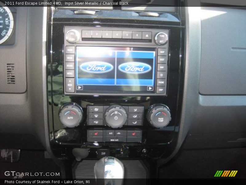 Controls of 2011 Escape Limited 4WD