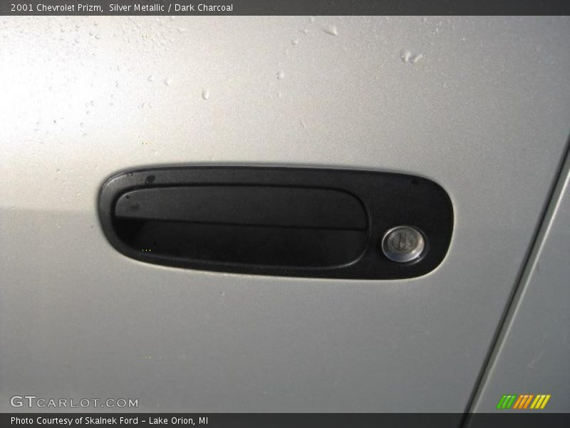 Silver Metallic / Dark Charcoal 2001 Chevrolet Prizm