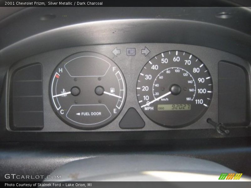 Silver Metallic / Dark Charcoal 2001 Chevrolet Prizm
