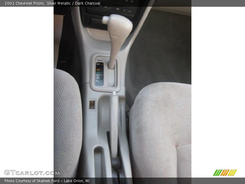 Silver Metallic / Dark Charcoal 2001 Chevrolet Prizm