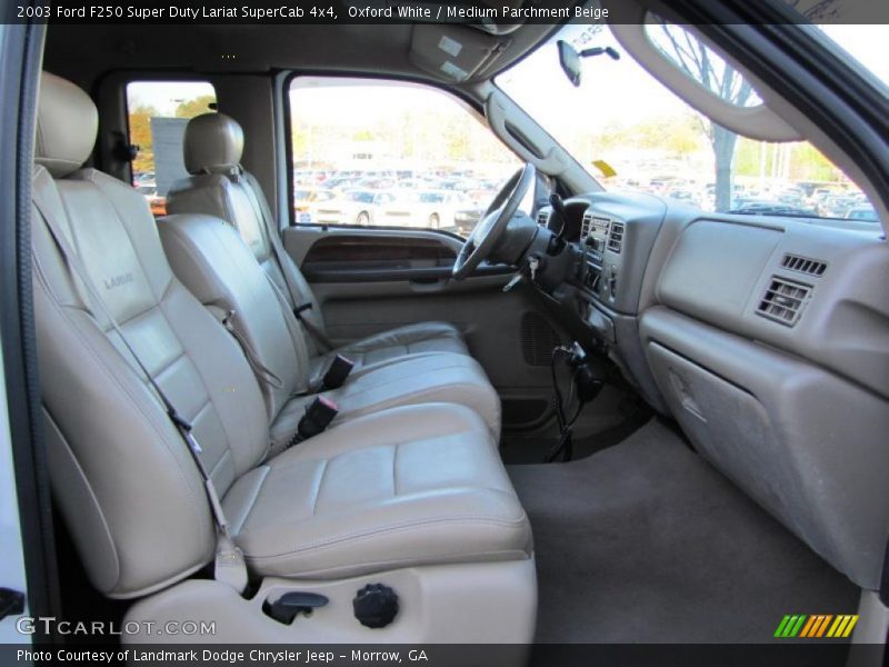 Oxford White / Medium Parchment Beige 2003 Ford F250 Super Duty Lariat SuperCab 4x4