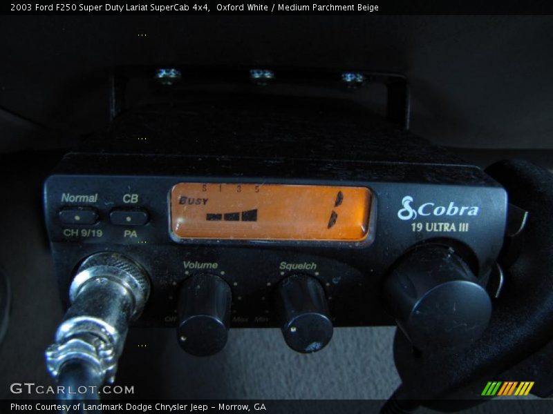 Oxford White / Medium Parchment Beige 2003 Ford F250 Super Duty Lariat SuperCab 4x4