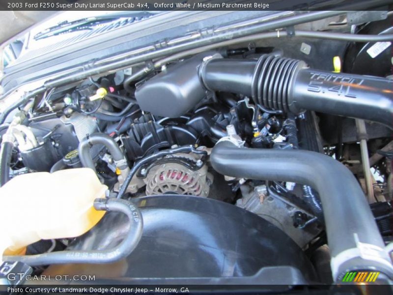 Oxford White / Medium Parchment Beige 2003 Ford F250 Super Duty Lariat SuperCab 4x4
