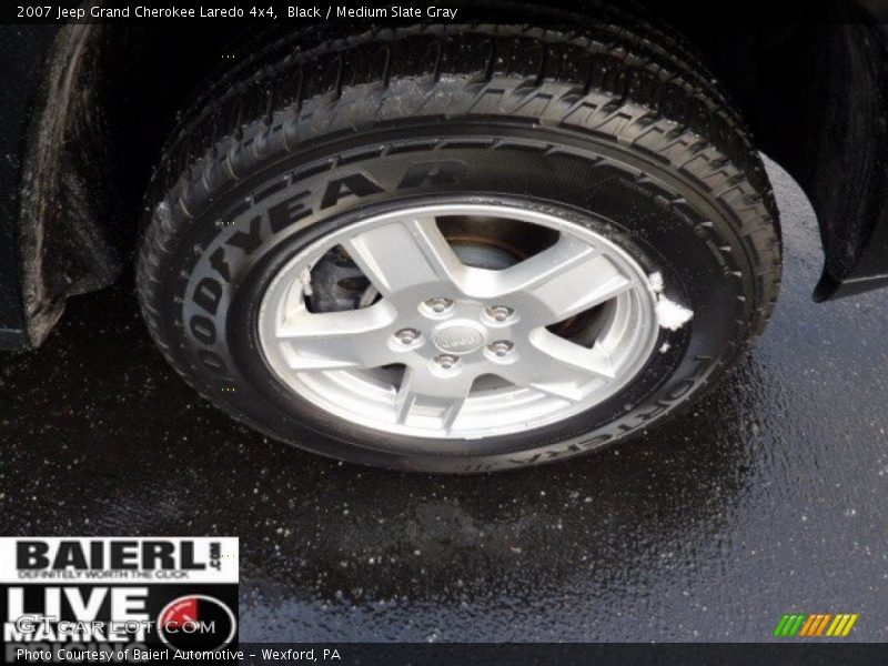 Black / Medium Slate Gray 2007 Jeep Grand Cherokee Laredo 4x4